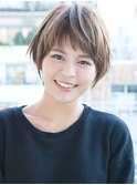 マッシュスポンテニアスフリンジバンググレージュボブショート