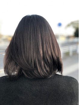 クルー(krew)の写真/【髪質改善】FLOWDIA(フローディア)トリートメント導入。ハイダメージな髪も指通りの良いキレイな髪へ―。