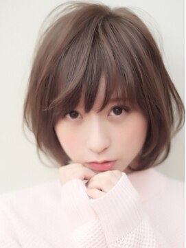 クーエフー(coo et fuu) 【coo et fuu 表参道】シルバーアッシュのエアリーボブ透明感