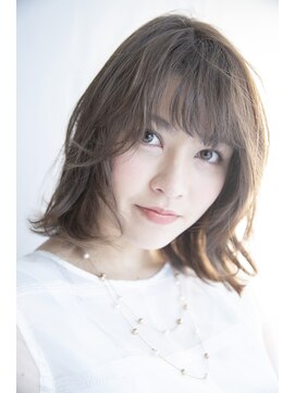 ビューティーアンドケアカロン(Beauty and Care CALON) 【表情を甘く彩る】抜け感のあるレディなロブ/スタイル