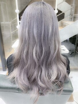 デイズ(days) ラベンダアッシュベージュカラーブリーチWカラーくびれセミディ