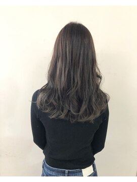 レアング(LeAng) スモークグレージュ