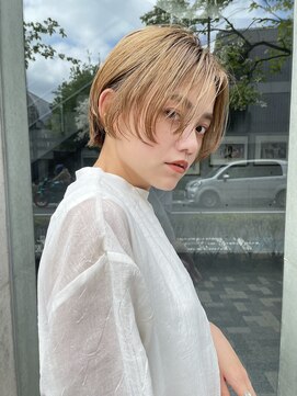 ブランド(BLANDO) ハンサムショート　大人ショート　大人可愛い　スロウカラー