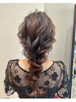 オラ ボーテ(Aura Beaute)&nbsp;『AuraBeaute 京都』結婚式 お呼ばれヘア 編みおろし