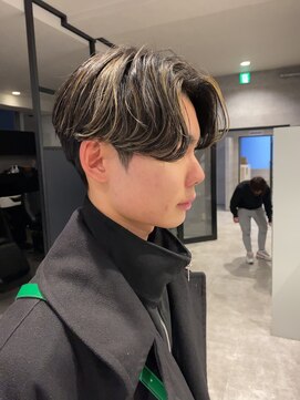 アンダーバーホワイト(_WHITE) センターパート　ハイライト