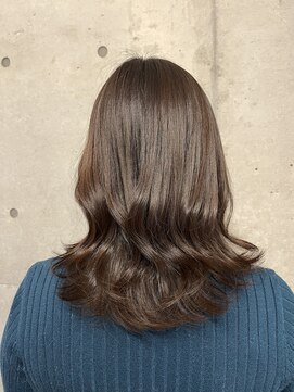 タエビスアリッサム(Taebis Alyssum) 韓国ヘア外ハネミディー / 大人艶髪ロング [髪質改善北習志野]