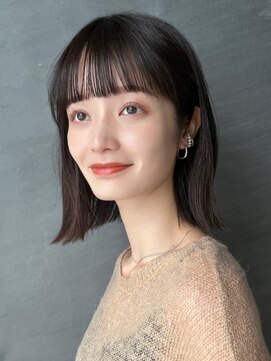 ガーデンヨコハマ(GARDEN YOKOHAMA) 切りっぱなしボブタッセルボブ暗髪大人ボブワンカール外ハネ