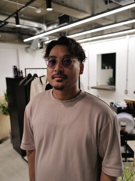 ダカー(dakah) ツイストパーマ