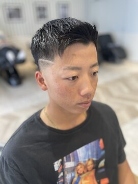 ニューヨークニューヨーク 阪急高槻店(NYNY) 【メンズフェード】