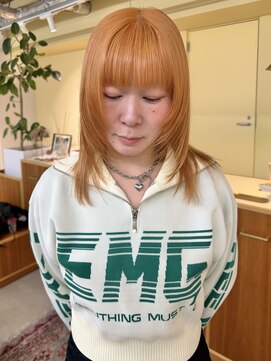 ロジェ(loje) 20代30代40代 ミディアムレイヤーカット/ペールカラー