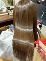 トイロ(toiro)&nbsp;レイヤーカットミルクティーベージュブリーチなしダブルカラー