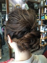 オーバーキャプテンネイキッド(OVER CAPTAIN NAKED)&nbsp;シニヨンスタイル