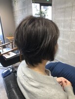 ソフ(sof) ショート　前下がりショートボブ