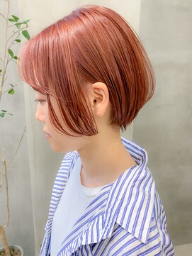 テトヘアー(teto hair) ピンクベージュ、ショートボブ、薄いピンク、ブリーチ