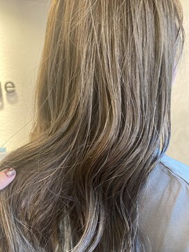 エッジ ヘア メイク(edge hair +make) オリーブベージュ/ハイライトカラー/ロングレイヤー