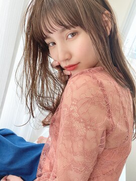 アナン(ANNAN) 胸下ロングとナチュラルな毛先