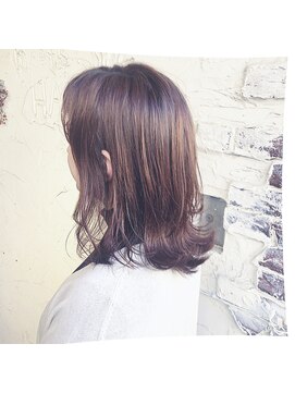 ナナカバイミーツハンド(nana.ca by meetsHAND) 大人可愛い外はねスイングミディ