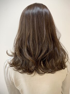 アイリィ(irie) ミディアムレイヤー