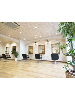 ベテランスタッフのみ在籍の安心感が嬉しい◎落ち着いた店内で贅沢なサロンタイムをお過ごし頂けます！