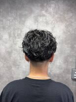 スピン 本八幡(SPIN) MEN’S HAIR/サーフカール/刈り上げセンターパート/本八幡