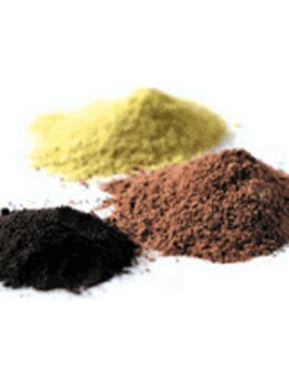 【植物染料】ヘッドスパ効果・髪と頭皮に30倍優しい低刺激でダメージレス《和漢彩染》で髪本来の美しさへ♪