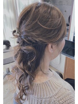 ヘアーアンドメイク マニス(hair&make manis) お呼ばれスタイル◎ハーフアップ×グレージュアッシュ