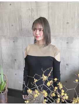 プラスイズム(PLUSISM) グレージュとミディアムボブ♪