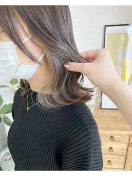 ブランココ(BlanCoCo) ナチュラルなイヤリングカラー◎