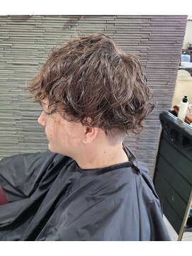 ラウレア(LAULEA) メンズカット＆パーマ