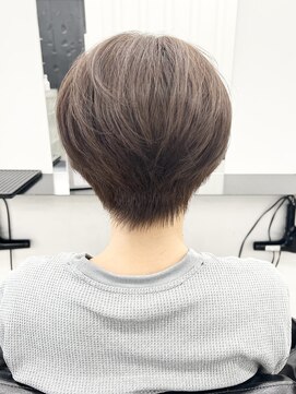 ココ 本八幡(KOKO) ダークアッシュ似合わせカットミディアムレイヤーカット美髪小顔