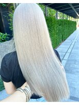 テテ(TETE)&nbsp;ホワイトカラー　心斎橋×長堀橋