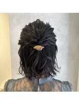 キノ(kino)&nbsp;パーティーハーフアップアレンジ