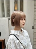 ミルクティーベージュ×切りっぱなしボブ