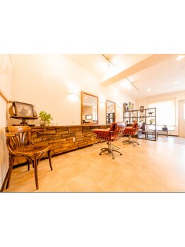 2席のみの"隠れ家サロン"で癒しの時間をご提供◇高い技術力と、アットホームな居心地の良さが魅力◎