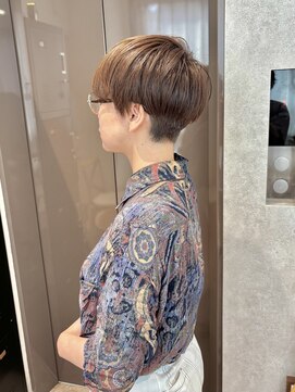 クエ(QUE) 刈り上げショート/マッシュショート/20代30代40代/横浜