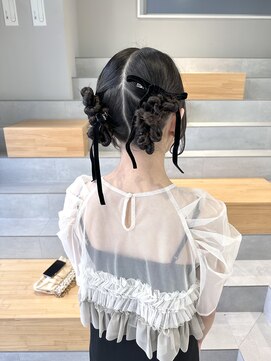 タイトツインアレンジ/お呼ばれヘア