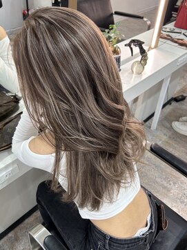 ブレンド 渋谷(BLend) ハイライトミディアムヘア暗めカラーオリーブグレー