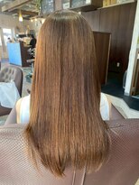 ビーチェ 小岩(Bice)&nbsp;柔らかブラウンの艶ロング 傷んだ髪にも髪質改善ケア