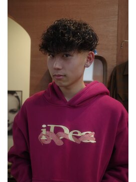 エディ(Edy) メンズスペインカール刈り上げカーリーパーマ外国人風眉毛カット