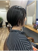 凜とした美しさ。大人の黒髪ショートボブ