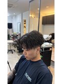 縦落ちツイストスパイラルパーマ/メンズ/刈り上げ/眉毛/ツイスト