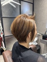 ポノ(Pono) 大人ショートヘアハンサムショートベリーショート赤み消しカラー