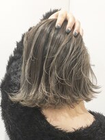 ディーナ(D'na) 『D'na』グレーバレイヤージュ ボブ 清水