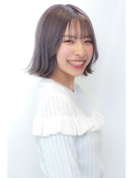 リット(Litt) 透明感あるダークグレイ外ハネボブ