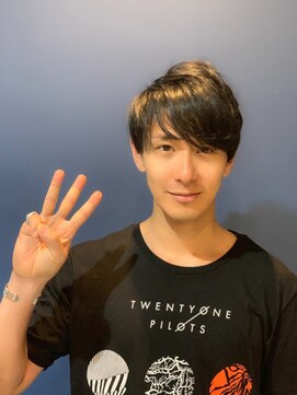 サン ビューティアンドバーバー(3 Beauty Barber) 音楽好きおしゃれ男子のための２ブロックスタイル