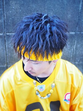 クレアトゥール イズミ(createur IZUMI) ツイストスパイラルパーマ