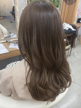 ユッカ エルア 武庫之荘南口(YUCCA elua) 【elua 長田】愛されスタイル ゆるふわロング