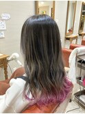 バレイヤージュカラー毛先ピンクスタイル