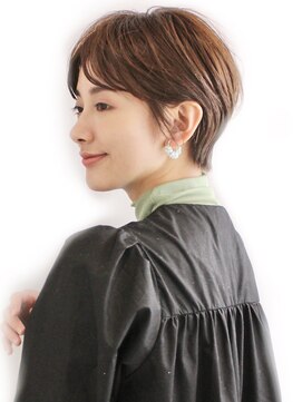 ロビー 表参道(ROBBY) フレンチガーリーセンター分けショート／30代40代