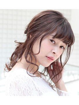 カインド 南青山(hair&make up KIND) 【おでかけヘアアレンジ】　ゆるふわハーフアップ